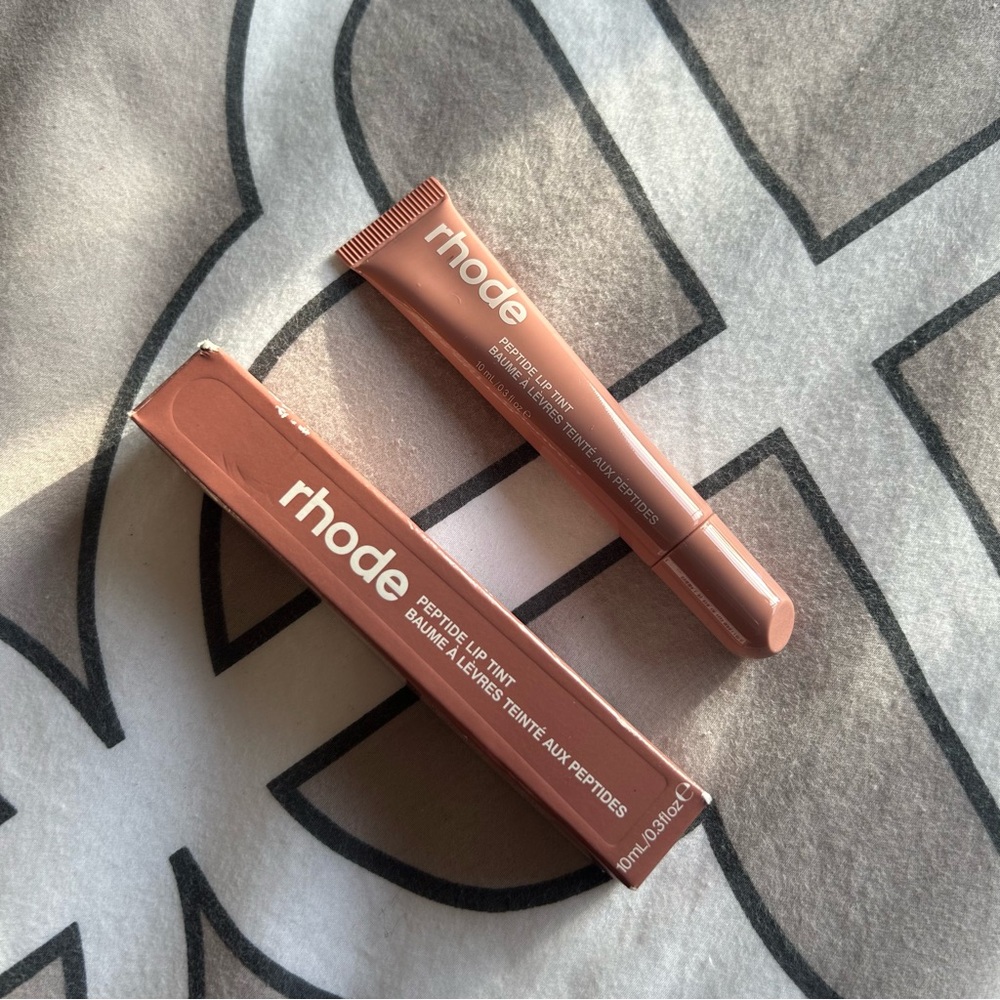 Rhode Peptide Lip Tint: Toast